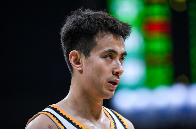 华体会体育-首秀推迟！杨鸣：赵继伟今天战青岛肯定打不了 具体看队医评估