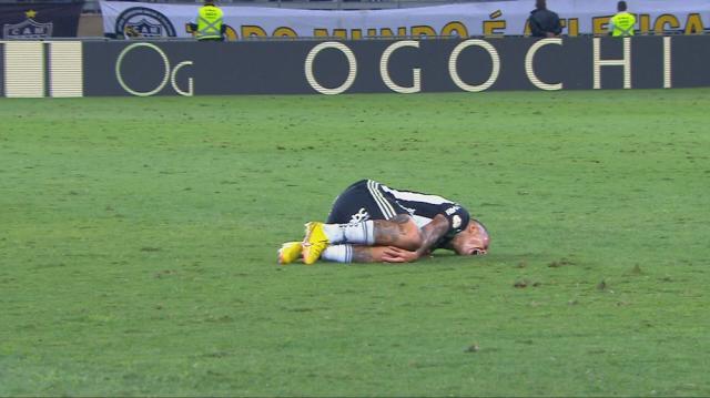 华体会首页-距世界杯两个多月 巴西队折损左后卫阿拉纳!