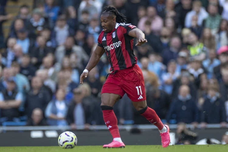 华体会官网-BBC:西汉姆联即将签下富勒姆边锋特劳雷,转会费约200万英镑