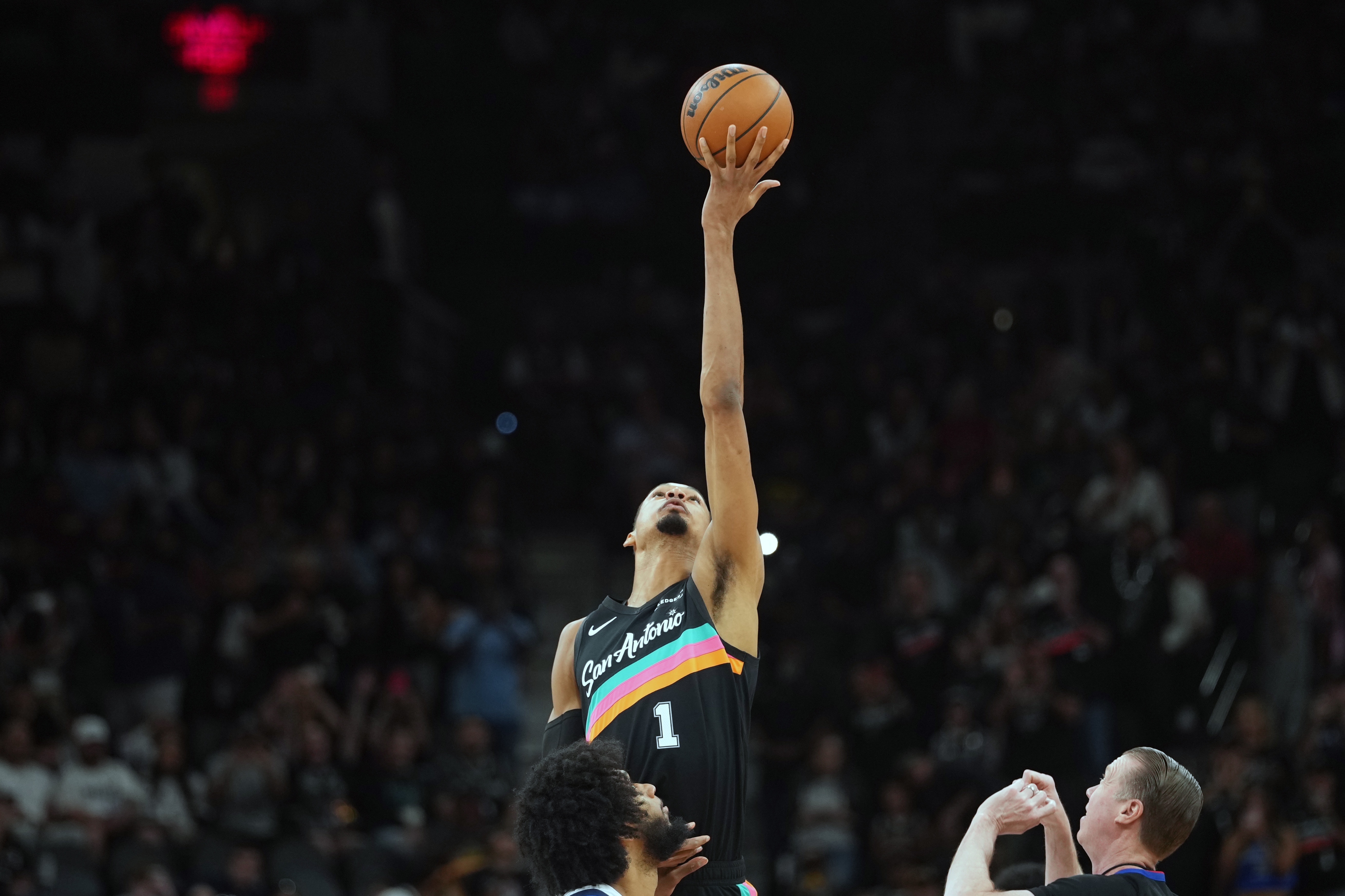 华体会体育-收官战马刺迎战掘金 文班缺阵 瓦塞尔出战 卡斯尔出战成疑