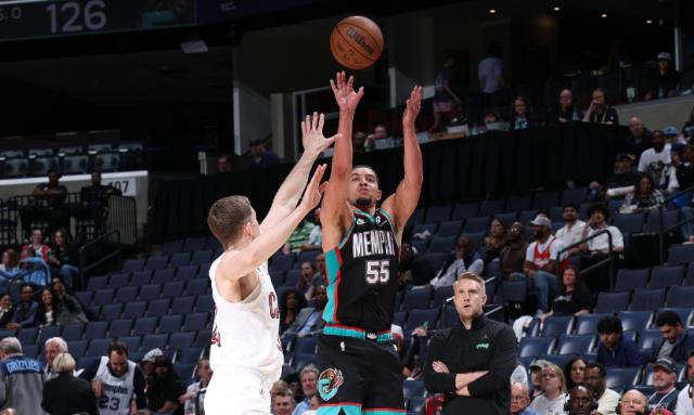 华体会app-比肩绿军雄鹿!灰熊轰29记三分追平NBA历史纪录